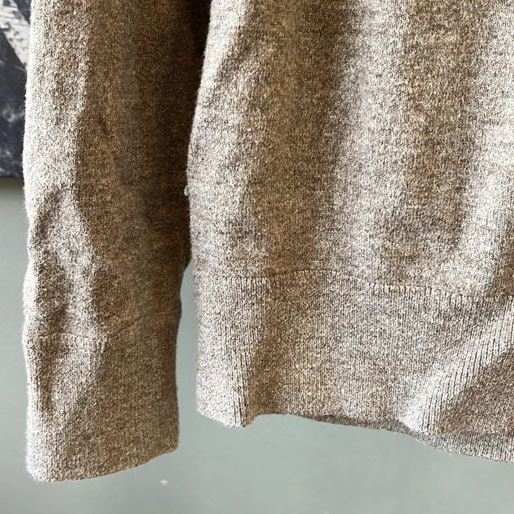 🥑Banana Republic Funnel Neck Organic Cotton Sweater Taupe Small